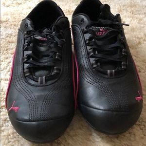 Puma shoes size 9